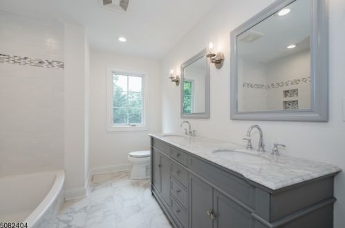 71 Llewellyn Rd, Montclair NJ  07042-2030 exterior