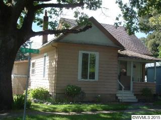 395 18th St, Salem, OR 97301-8874