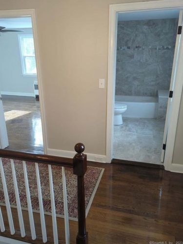 7 Arlington Hts, Norwich CT  06360-1801 exterior