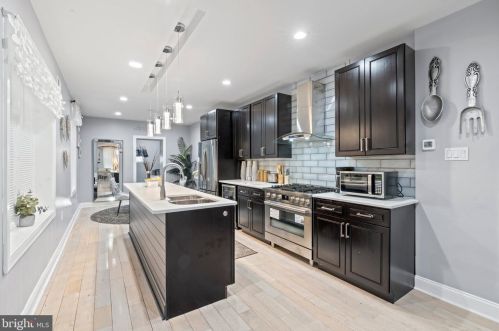 322 42 St, Philadelphia PA 19104-4062 exterior