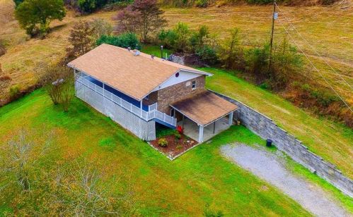 68 Taylor Rd, Mulberry, TN 37359-5149