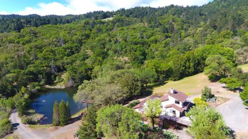 6700 Robinson Creek Rd, Ukiah, CA 95482-8875