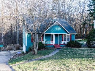 143 Meadow Lake Rd, Asheville, NC 28803-9002