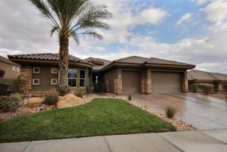 1021 Crest View Dr, Mesquite, NV 89027-8802