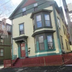 104 Chapin Ave, Providence, RI 02909-1724