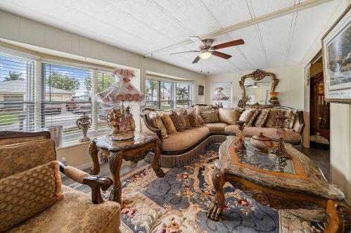 5 El Portal Ln, Fort Pierce, FL 34952-7918