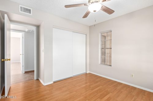 6931 Tuckey Ln, Glendale AZ 85303-3412 exterior