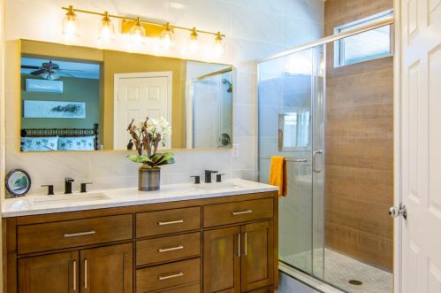 828 Mira Grande, Palm Springs CA  92262-1209 exterior