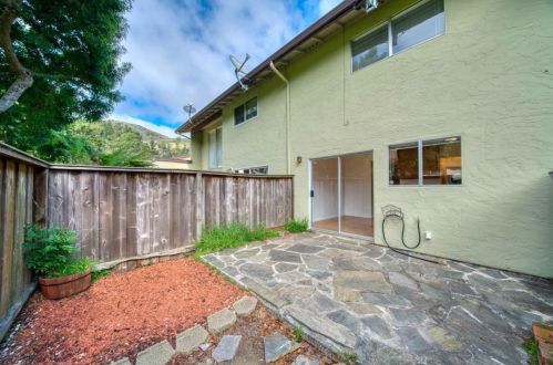 1165 Oddstad Blvd, Pacifica CA  94044-4446 exterior