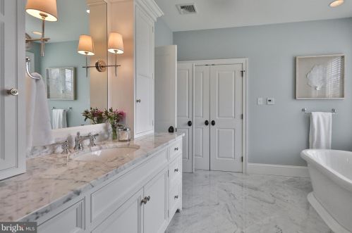 470 Morris Rd, Blue Bell PA 19422-0014 exterior