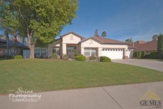 2100 Majesty Palm St, Bakersfield, CA 93314-6532