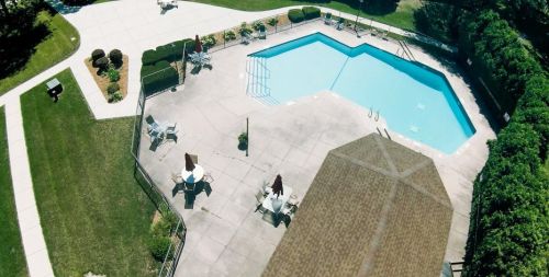 8510 Waterford Ave, Milwaukee WI  53228-2330 exterior