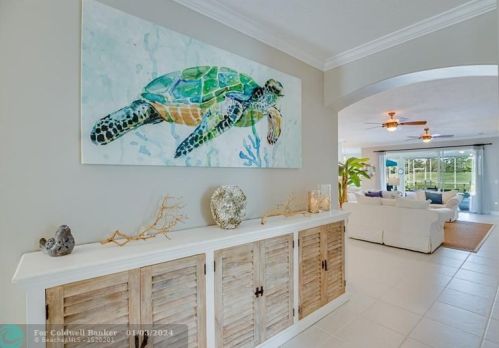 1525 79th Ave, Vero Beach FL  32966-1261 exterior