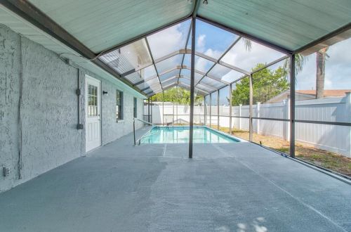 7321 Westcott Dr, Port Richey, FL 34668-3988