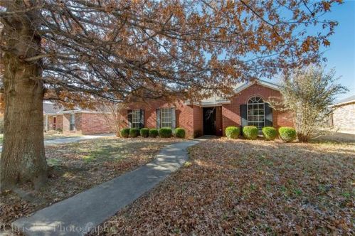 1135 Heritage Ave, Fayetteville, AR 72704-5557
