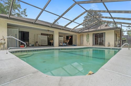 114 Oak Village Blvd, Homosassa, FL 34446-5544