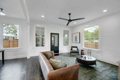 4703 Delores Ave, Austin TX 78721-2001 exterior