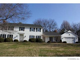 9 Split Rock Rd, Pittsford, NY 14534-1813