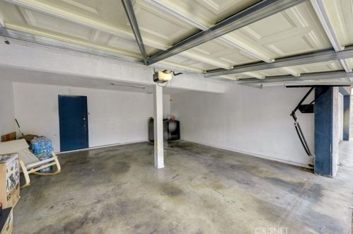 7327 Exeter St, Paramount CA  90723-3396 exterior