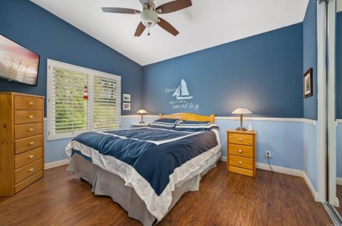 4520 Avenida Privado, Oceanside CA 92057-7740 exterior