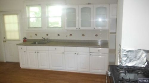 114 Hackensack Ave, Ridgefield Park NJ  07660-1435 exterior