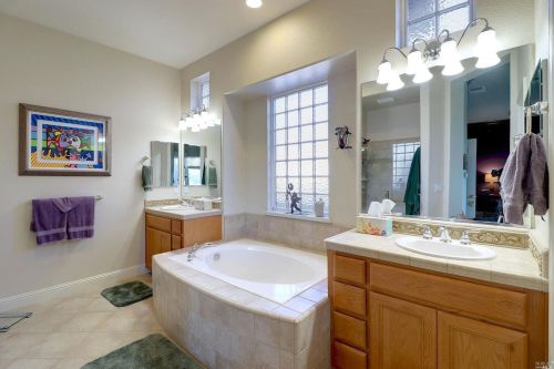 104 Riviera Dr, Rio Vista CA  94571-2243 exterior