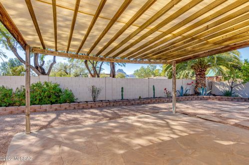 6871 Tombstone Way, Tucson AZ 85743-1057 exterior