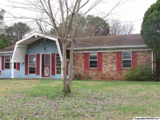 409 Hillside Rd, Decatur, AL 35601-3958