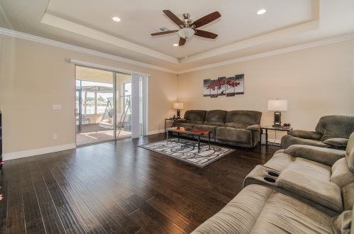 8735 Hinsdale Heights Dr, Polk City FL  33868-6010 exterior
