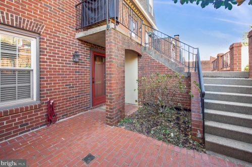 1654 Beekman Pl, Washington, DC 20009-4097
