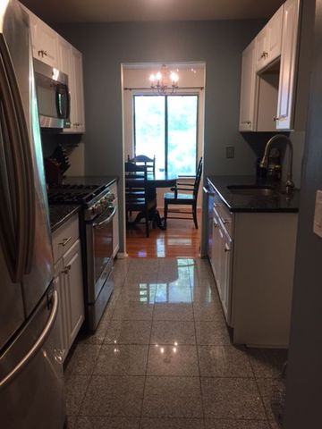 111 Olcott Way, Ridgefield, CT 06877-3950