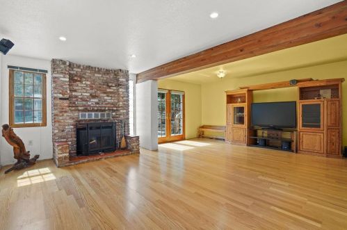 3303 Oak Knoll Dr, Redwood City, CA 94062-3325