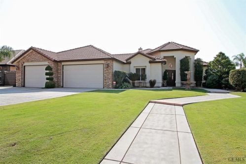 14027 La Cascada Ct, Bakersfield, CA 93314-8356