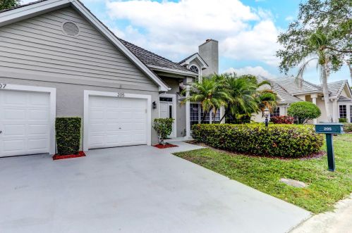 205 Woodsmuir Ct, West Palm Beach, FL 33418-8070