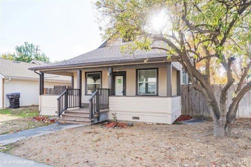 743 F St, Navelencia, CA 93654-2615