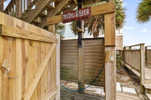 1716 Magnolia Rd, Saint George Island FL  32328-2203 exterior