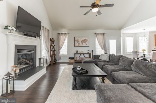 377 Waterfowl Dr, Magnolia DE  19962-2504 exterior