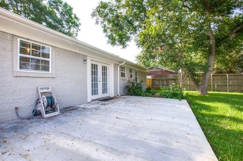 703 Cottonwood Dr, Richardson TX  75080-4715 exterior
