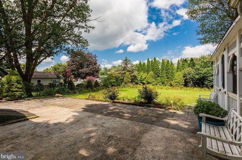 2037 Stone Mill Rd, Lancaster PA  17603-6053 exterior