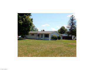 4144 Saint James Dr, Brunswick, OH 44212-3944