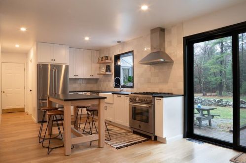 325 Hartwood Rd, Monticello NY  12777-6432 exterior