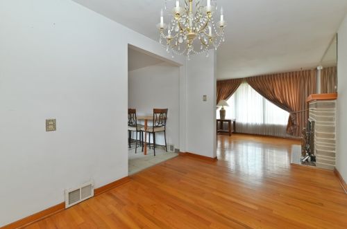 577 Grove Rd, Verona PA  15147-1656 exterior