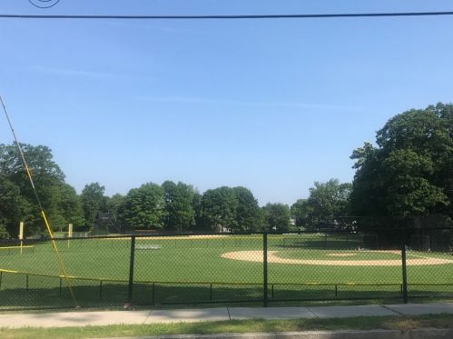 22 Ackers Ave, Brookline MA 02445-4161 exterior