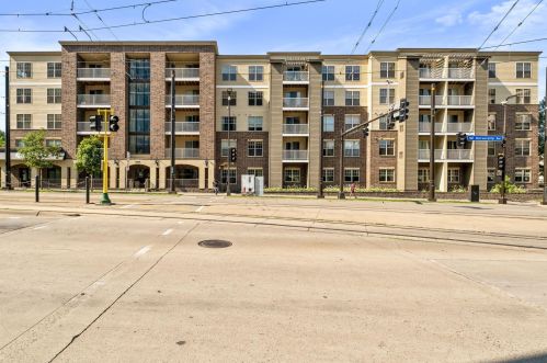 2900 University Ave, Minneapolis MN 55414-3288 exterior