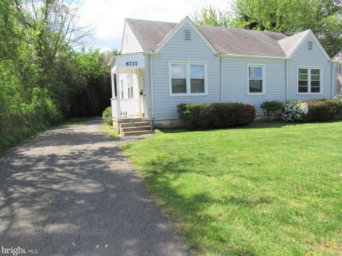 6737 Arlington Blvd, Falls Church, VA 22042-2728