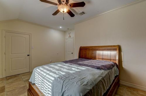 1310 Byu Shr Dr, Galveston TX 77551-4300 exterior