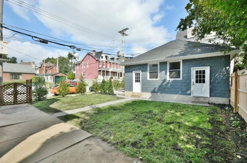 6029 Stanton Ave, Pittsburgh PA  15206-2200 exterior