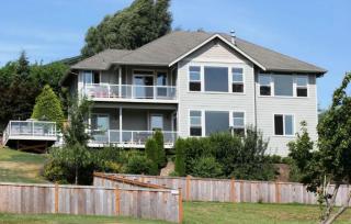 6061 Malloy Ave, Ferndale, WA 98248-9354