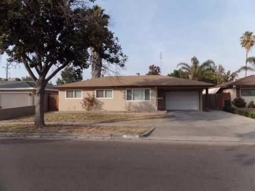 5039 Home Ave, Fresno, CA 93727-1949