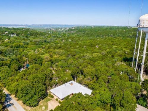 1509 Vly Vw Dr, Cedar Hill TX 75104-7841 exterior